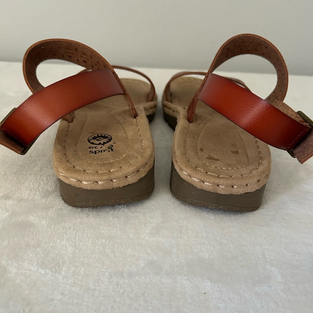 Earth Spirit Orange and Tan Sandals - Picture 2 of 8